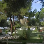 Club Mackerel Village Szálloda 3*