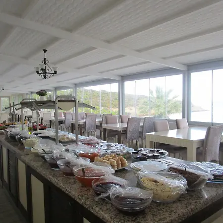 Club Mackerel Village