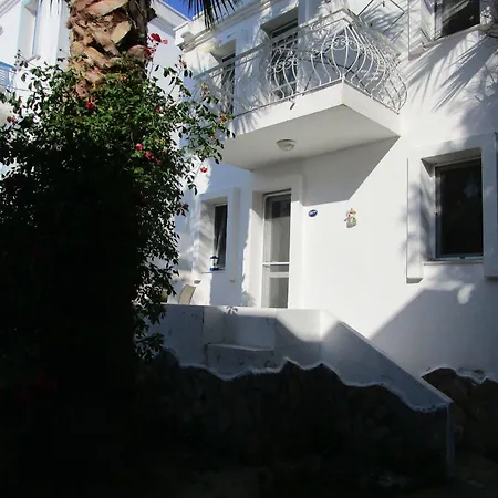 Club Mackerel Village 3*