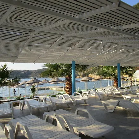 Отель Club Mackerel Village Фоча