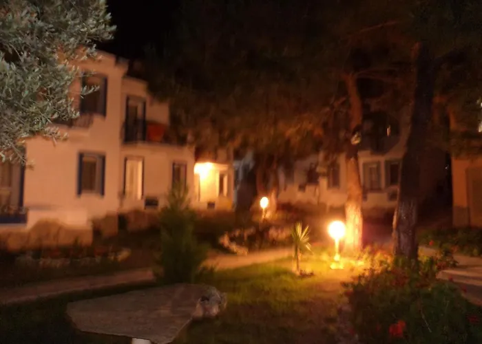 Club Mackerel Village Hotel 3*