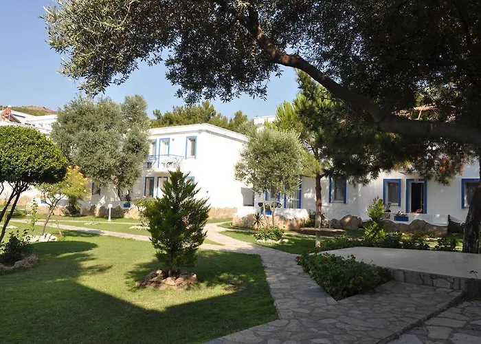 Club Mackerel Village