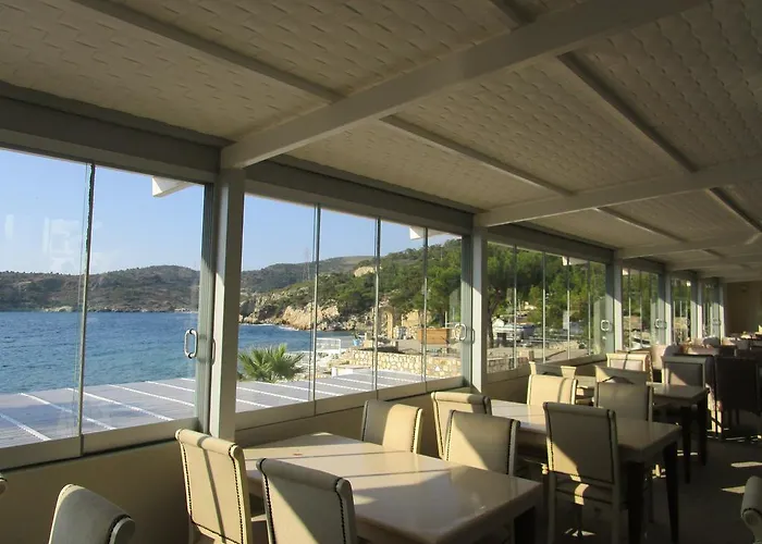 Club Mackerel Village