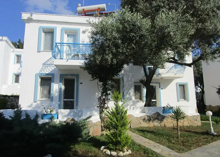 Club Mackerel Village Foça