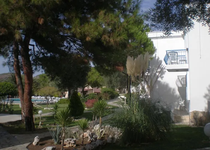 Club Mackerel Village