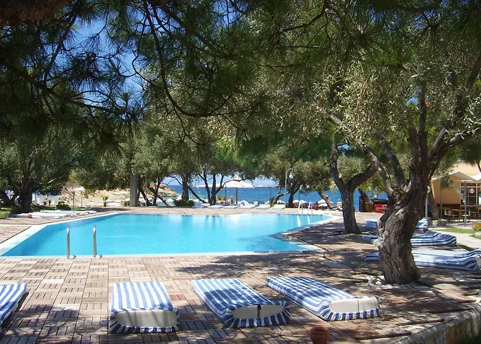 Club Mackerel Village Hotel