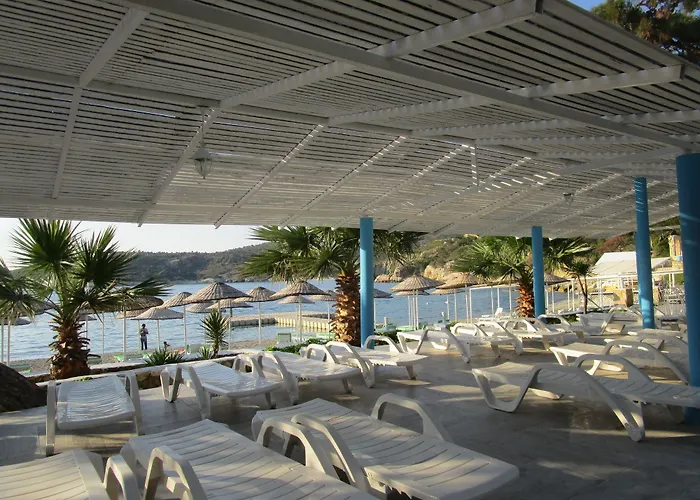 Hotel Club Mackerel Village Foça