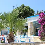 Club Mackerel Village