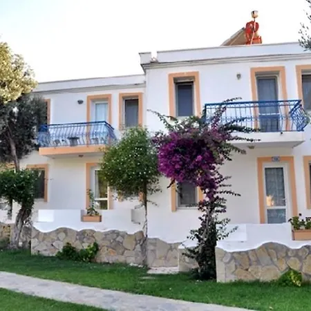 Club Mackerel Village 3*