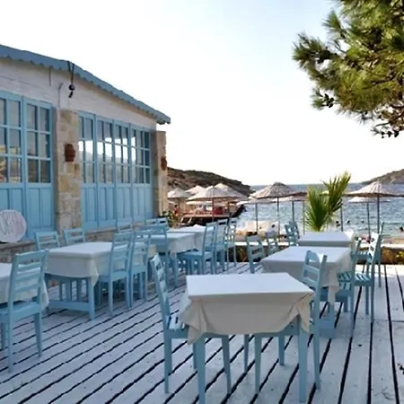 Club Mackerel Village 호텔