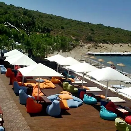 호텔 Club Mackerel Village