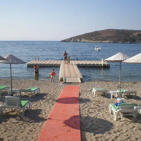 Club Mackerel Village 포카