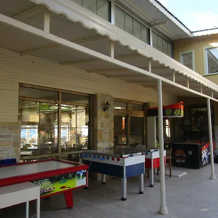 Club Mackerel Village