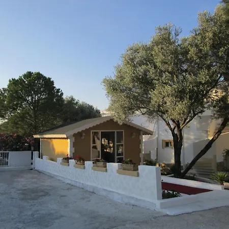 Club Mackerel Village 3*