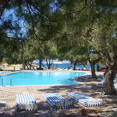 Club Mackerel Village Hotel