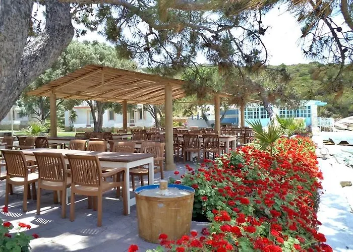 Club Mackerel Village