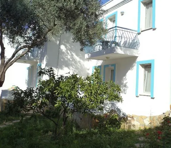 Club Mackerel Village 3* Foca