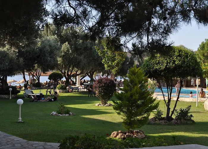 Club Mackerel Village Foca