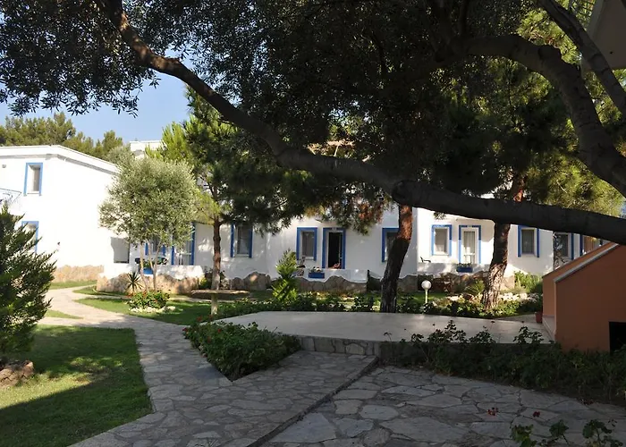 Club Mackerel Village Foca