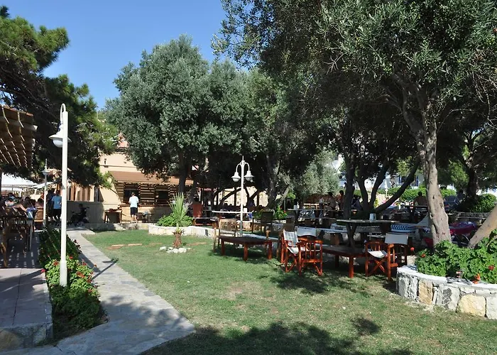 Club Mackerel Village