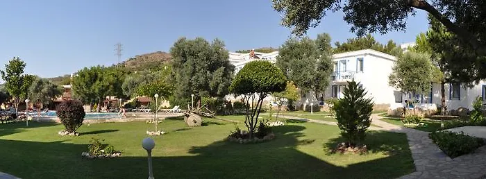 Szálloda Club Mackerel Village 3*