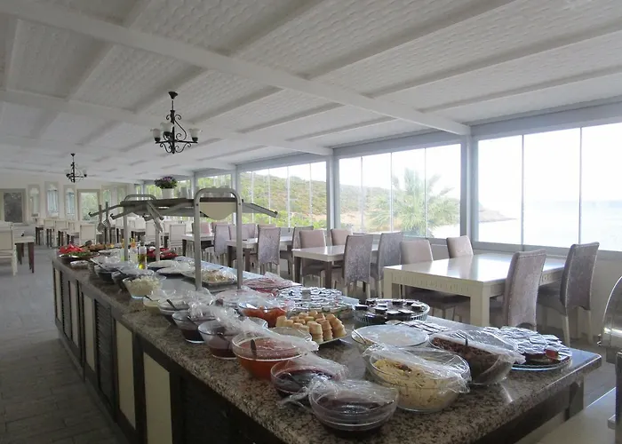 Club Mackerel Village