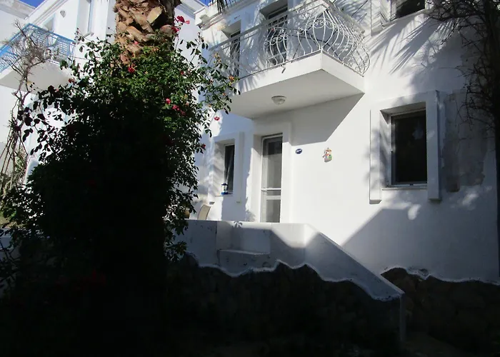 Club Mackerel Village 3*