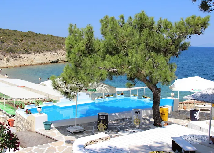 Club Mackerel Village